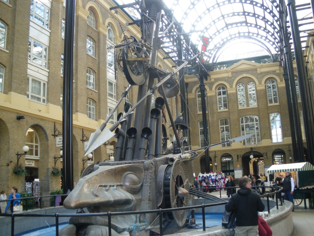 The Navigators, by David Kemp - the central attraction at Hay's Galleria