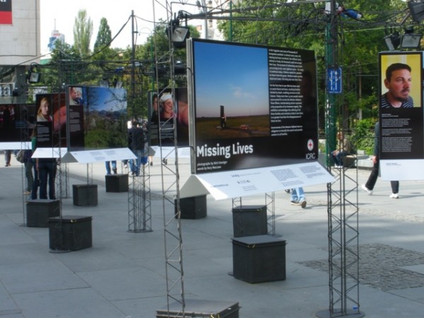 Open air exhibition recalling first hand accounts from all sides of the conflict